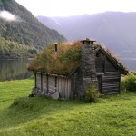 grass-roof-house-norway